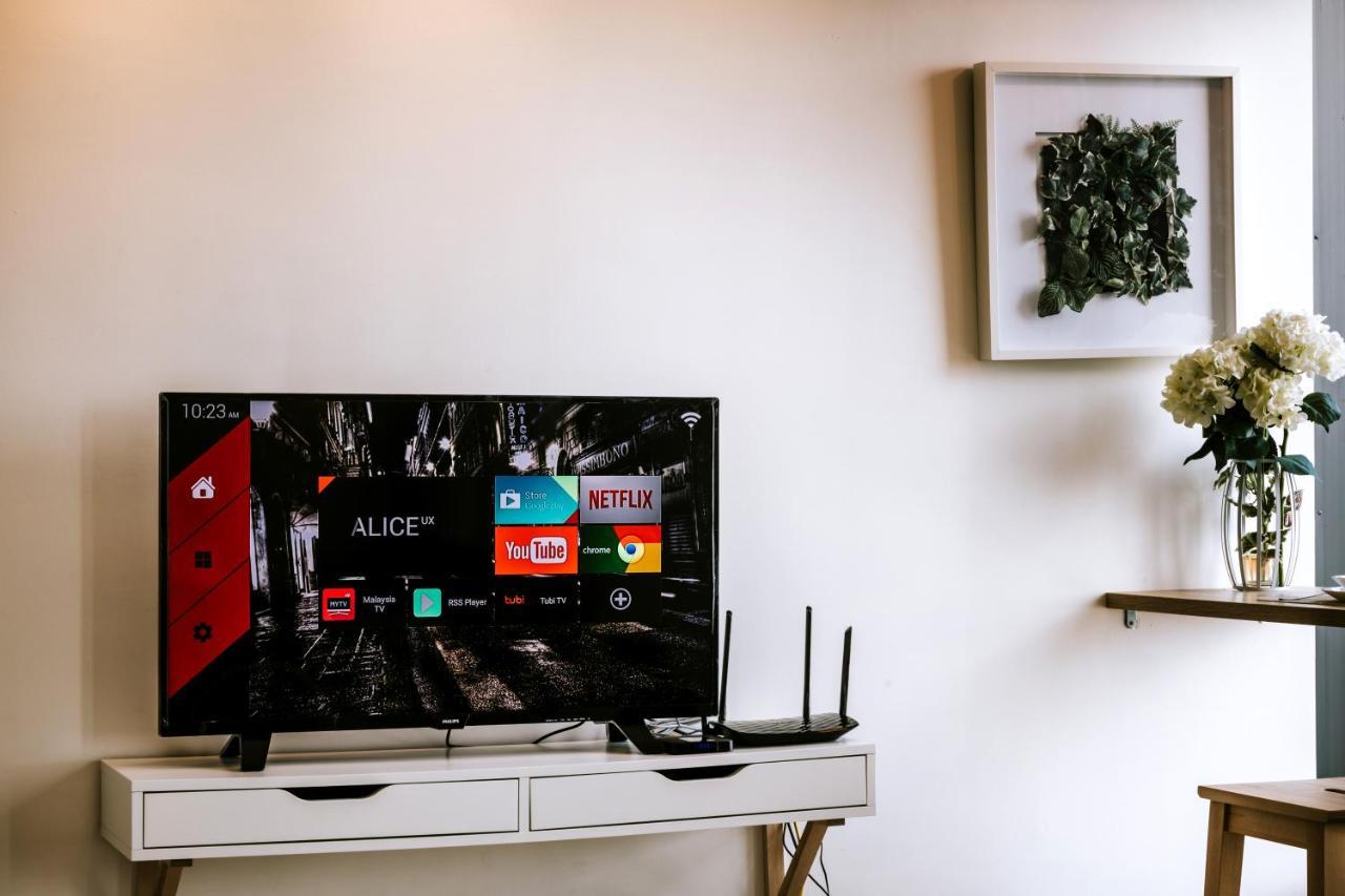 Muji Studio 2 - Seaview At 218 Tropicana Near Komtar Food Heaven With Netflix & Tv Box 乔治敦 外观 照片